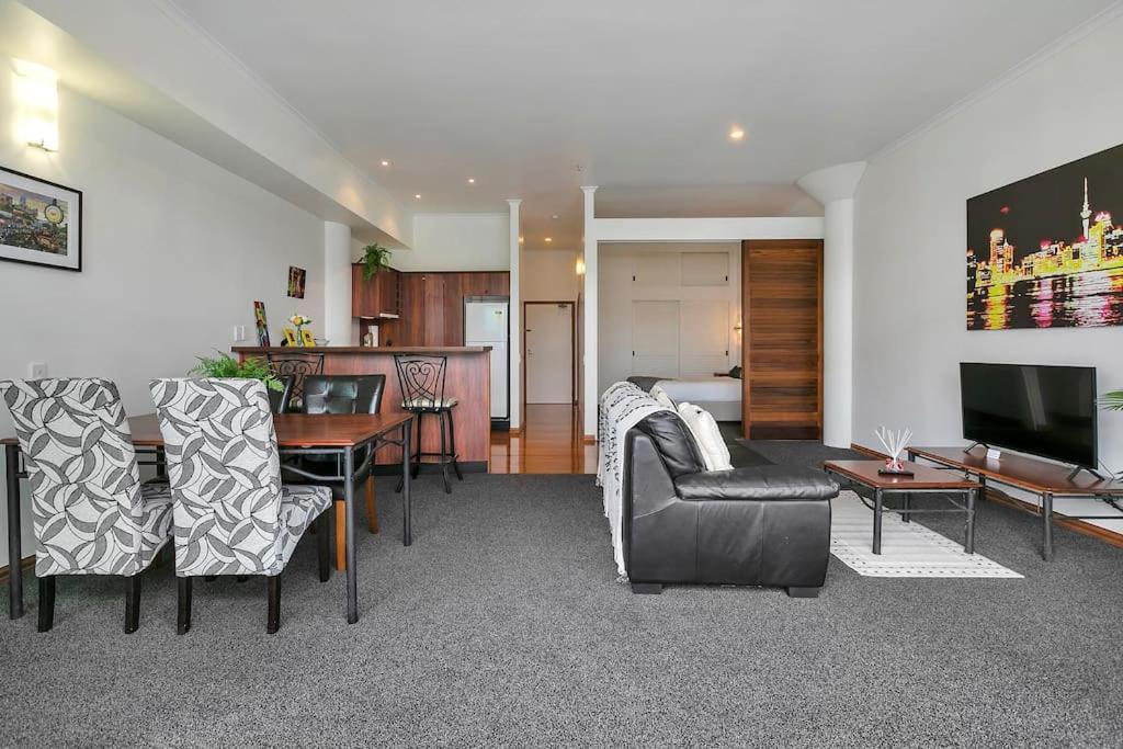 Spacious One Bedroom Apartment On Princes Wharf Auckland Dış mekan fotoğraf