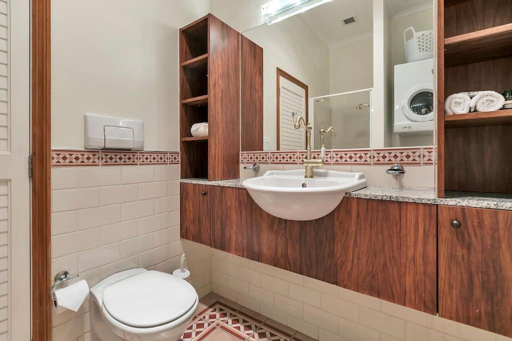 Spacious One Bedroom Apartment On Princes Wharf Auckland Dış mekan fotoğraf